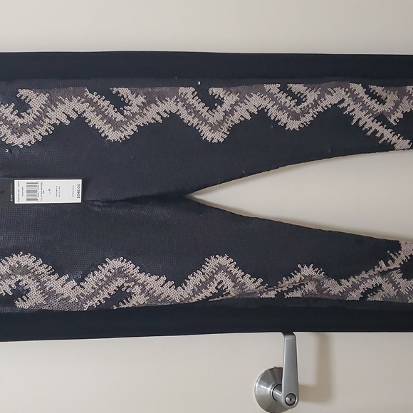 Black sequin pants with geometric design. - Picture 1 of 6